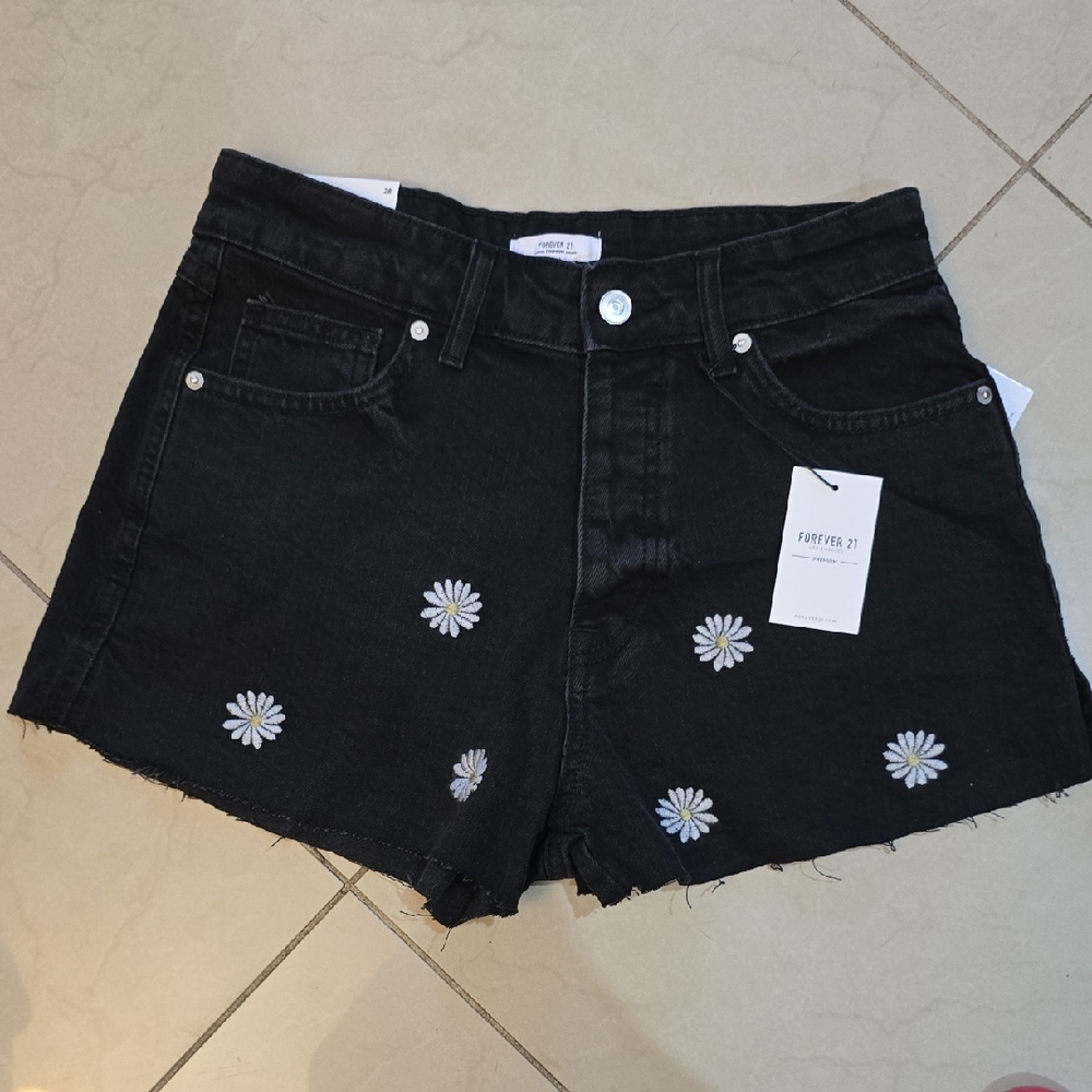 Forever 21 Black Daisy Embroidered Jean Shorts